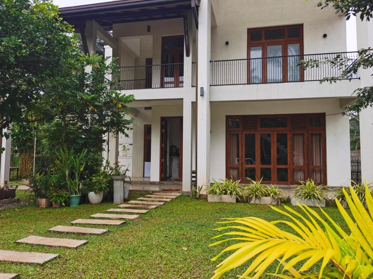 Ruwinsons Canal Garden Anuradhapura Dış mekan fotoğraf