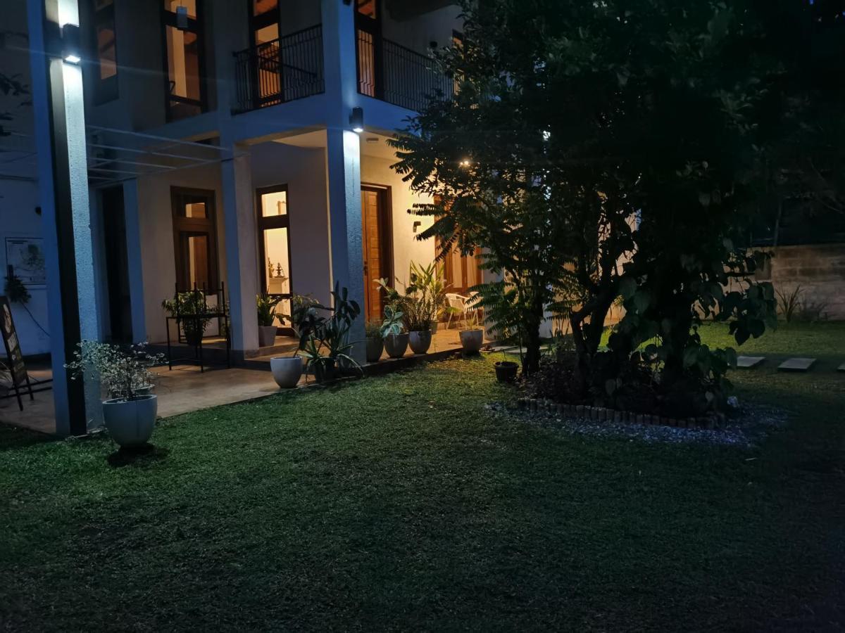 Ruwinsons Canal Garden Anuradhapura Dış mekan fotoğraf